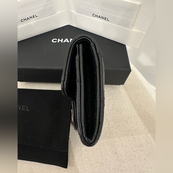 Classic Chanel Black Caviar Quilted Flap Card Holder Wallet Black Gold NWT - Picture 7 of 10